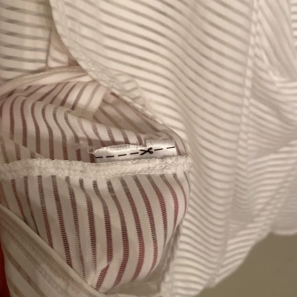 GapFit Shadow Stripe Crossback Tank Top - Picture 7 of 9